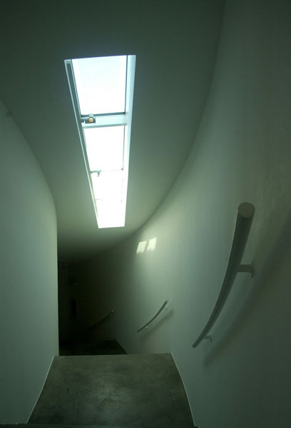Gehry��Ʒ��Vitra�Ҿ߹�˾�ܲ�_rhzhi.net