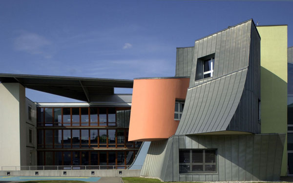 Gehry��Ʒ��Vitra�Ҿ߹�˾�ܲ�_rhzhi.net
