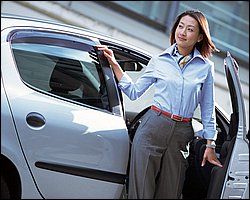 1440workwoman001.JPG