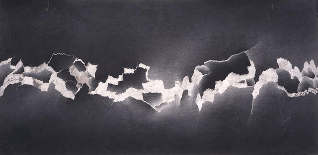 仇德树裂变-氤氲Fissuring-Shrouded宣纸、丙烯、画布Rice paper, acrylic, canvas122×240cm·2010.jpg